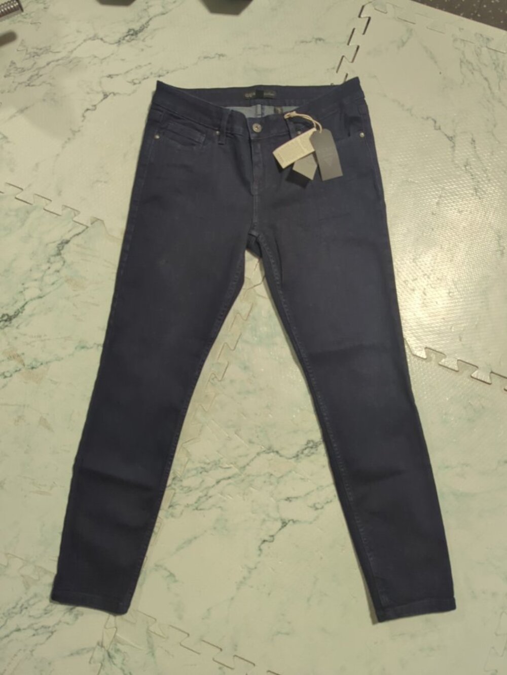 Guess Women’s Jeans Sophia Skinny Mid Rise Slim Jeans Size 29 X 28 New With Tags